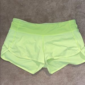 Lululemon Speed Up Short 2.5